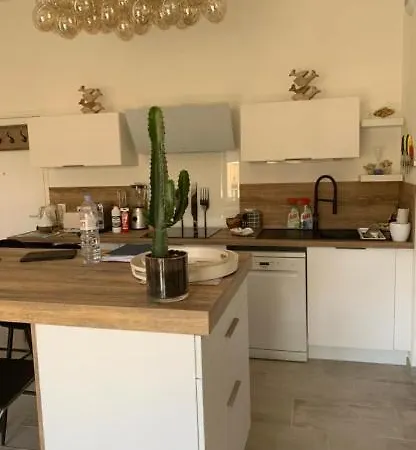 Apartment L'alchimie De Leonie